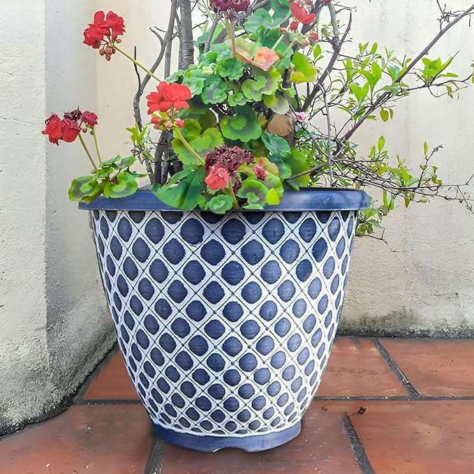 SG Traders Bell Quilt Plant Pots (Pack of 2) - - 
