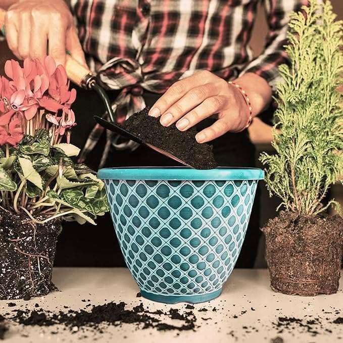 SG Traders Bell Quilt Plant Pots (Pack of 2) - - 